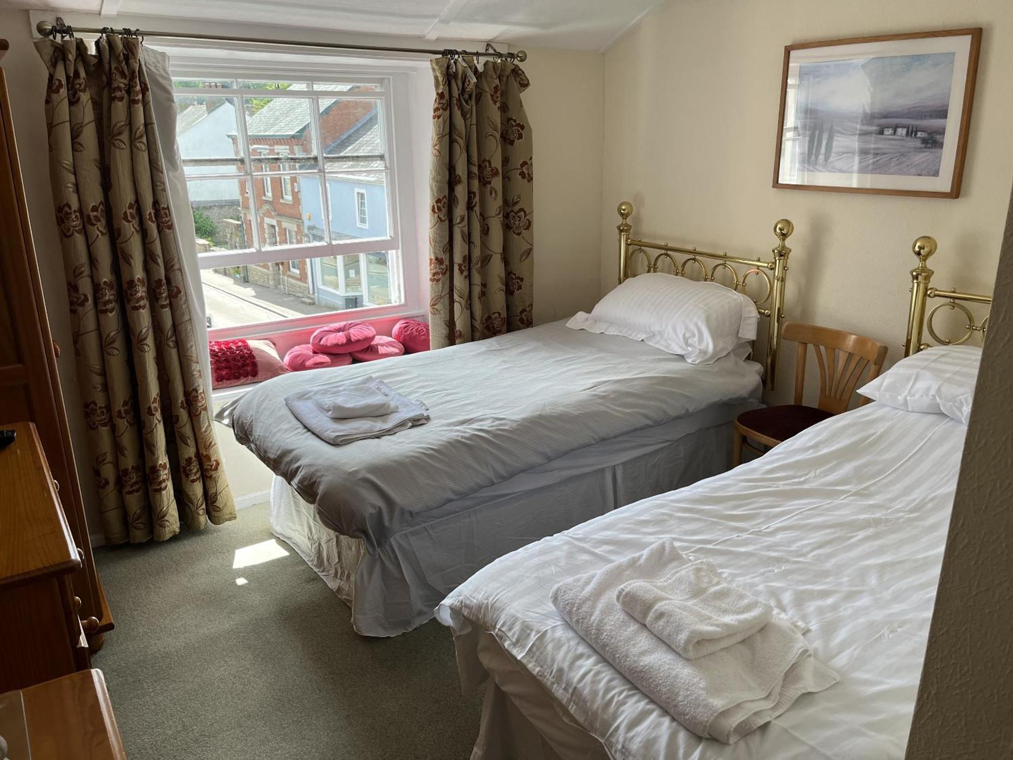 King'S Arms Hotel Lostwithiel Phòng bức ảnh